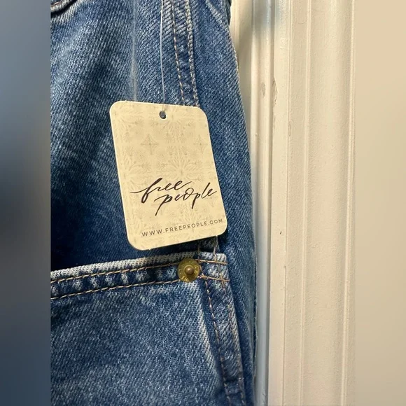 NWT Free People We The Free Good Luck Mid-Rise Barrel Jeans size 33 long - Picture 8 of 9
